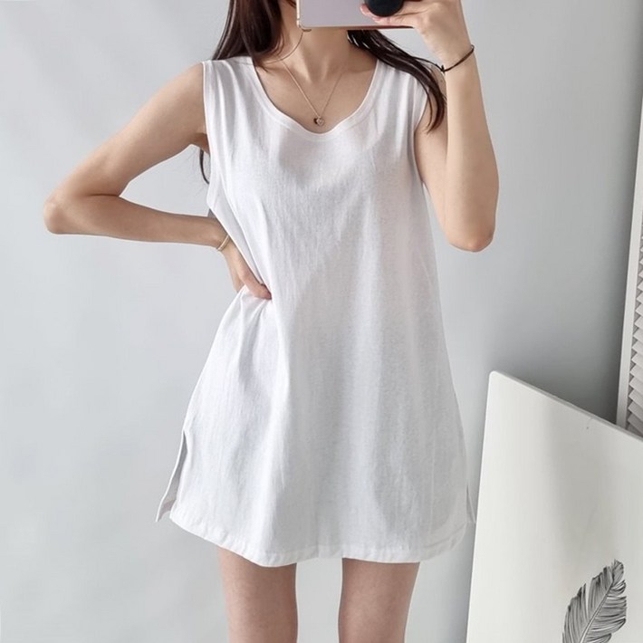 빅사이즈 여성의류 레이어드 20수 이너 롱 나시 민소매 옆트임 티셔츠 오버핏 루즈 봄 여름 사계절 66110 size