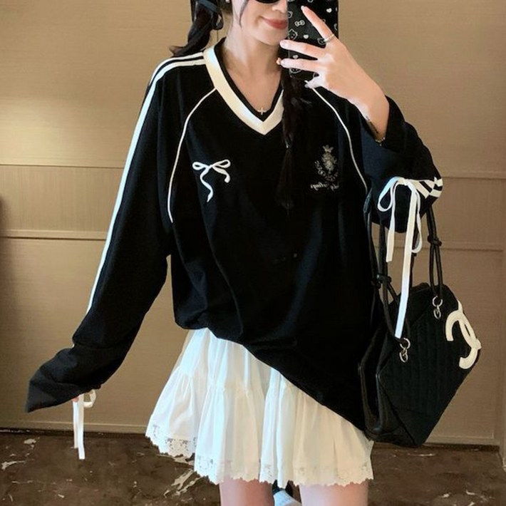 cammello 블록코어 트랙 리본 브이넥 긴팔 티셔츠 여성 박스티 맨투맨