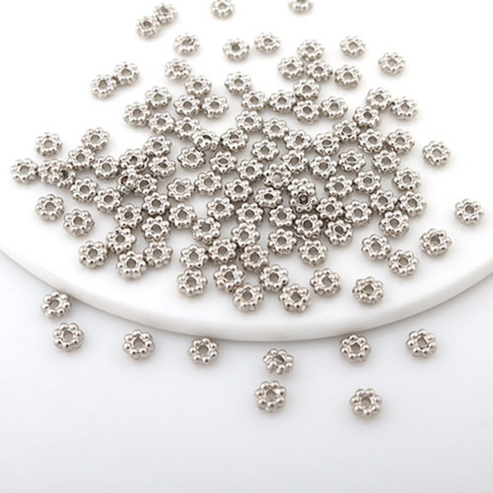 싼비즈 760501비드캡 CCB꽃볼 4mm 대백 ,20개