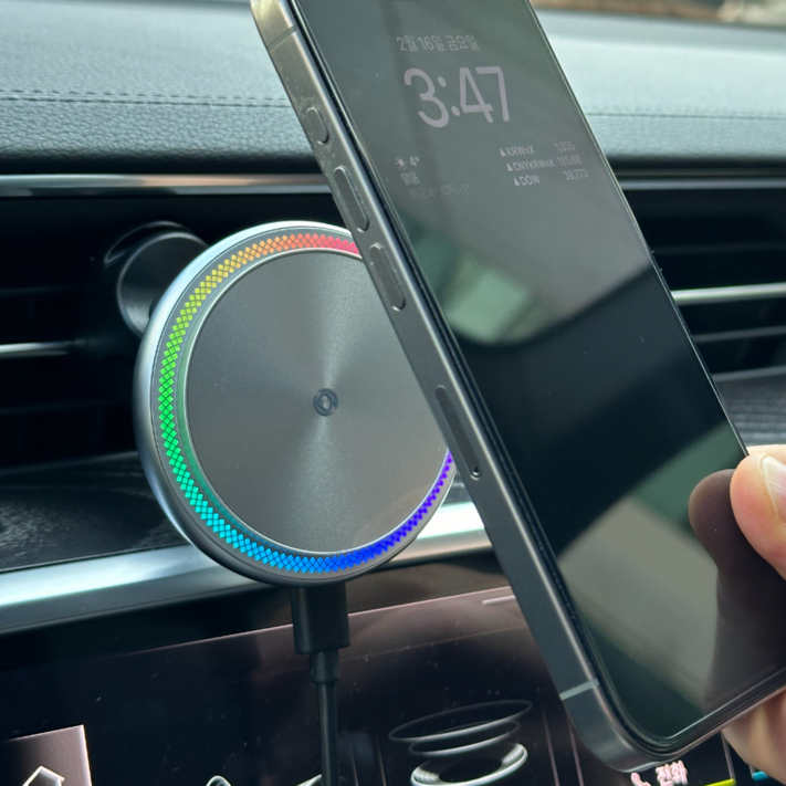 SSOK3 리얼무드프로 맥세이프 차량용 고속 무선충전 거치대