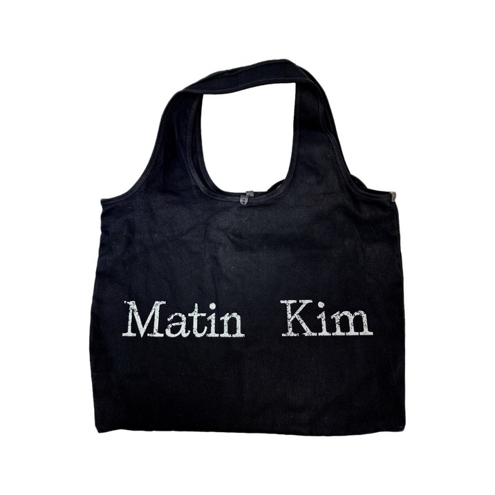 당일발송 2컬러 택1 마뗑킴 크랙 로고 에코백 리유저블 백 여성 가방 MATIN KIM CRACKED LOGO ECOBAG MK2400BG039M GRAD 정품보증택 당일발송 2컬러 택1 마뗑킴 크랙 로고 에코백 리유저블 백 여성 가방 MATIN KIM CRACKED LOGO ECOBAG MK2400BG039M GRAD 정품보증택