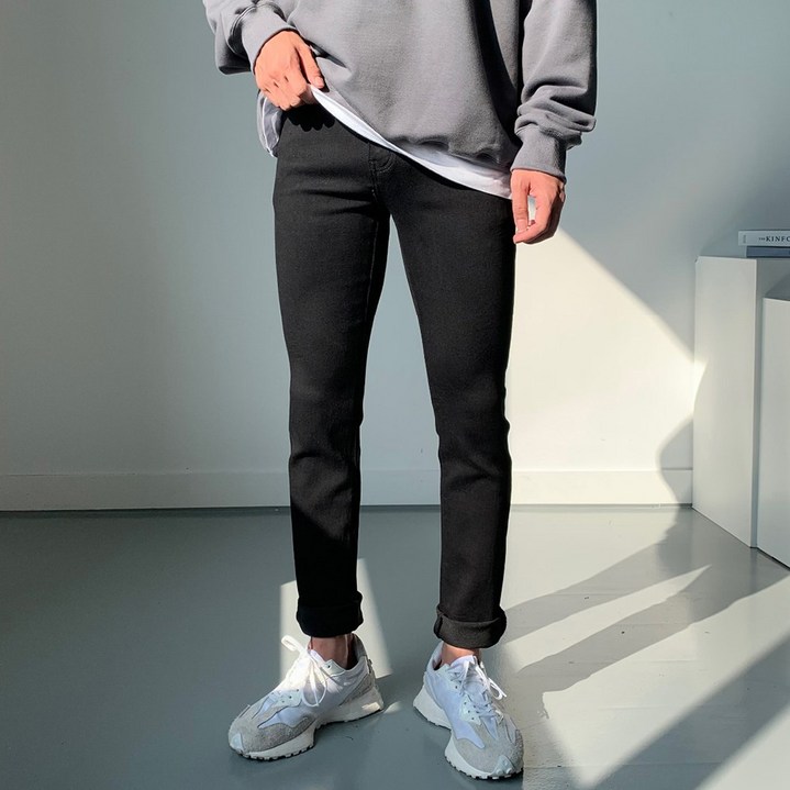 데일리 스판 블랙 데님 남자 흑청바지 빅사이즈 면 바지 블랙진 가을 겨울 옷 코디