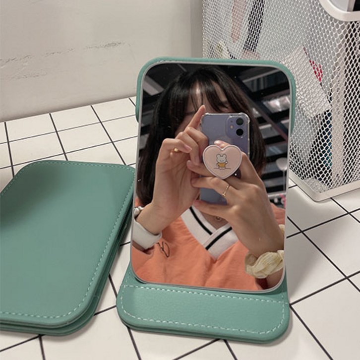 낭만라운지 에르딘 접이식 휴대용 탁상 거울 낭만라운지 에르딘 접이식 휴대용 탁상 거울