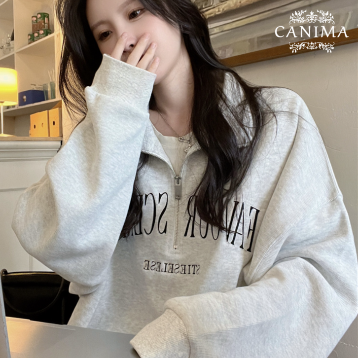 까니마 여성 카라 반집업 레터링 맨투맨 까니마 여성 카라 반집업 레터링 맨투맨