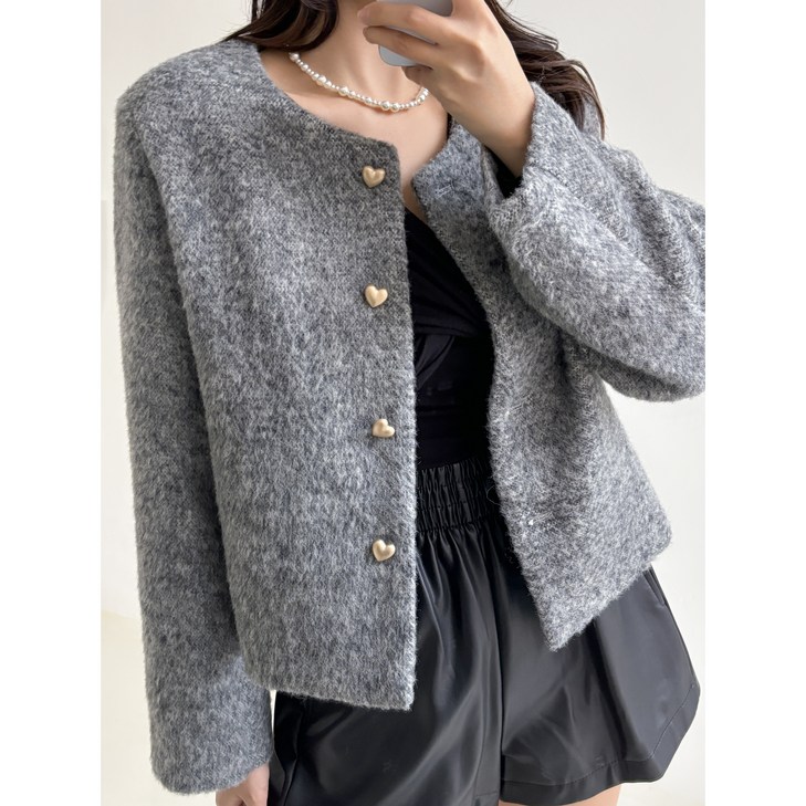 칩썬데이 여성 하트 금장버튼 데일리 숏 트위드 자켓 하객룩