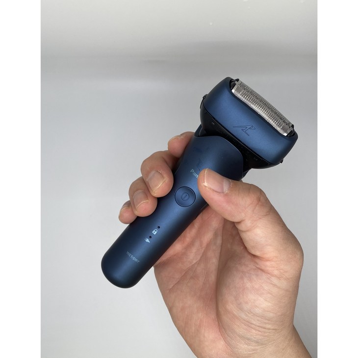 파나소닉 3중날 전기면도기 ESBLT4B