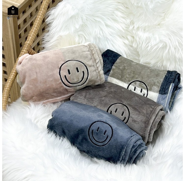 HOME DECO 스마일 극세사 무릎담요 HOME DECO 스마일 극세사 무릎담요